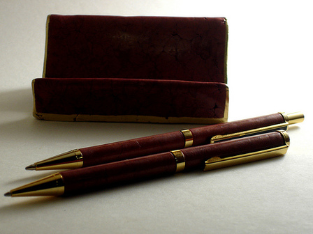 Faux Burled Red Maple Desk Set